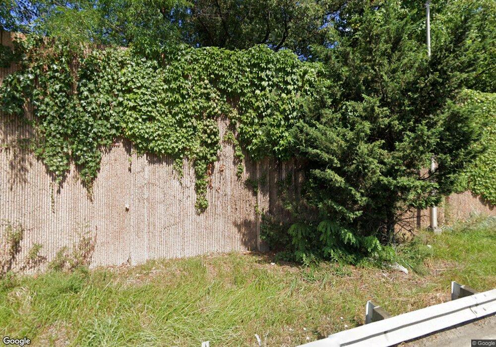 20710 Jordan Dr unit 16872, Bayside, NY 11360 - photo 1