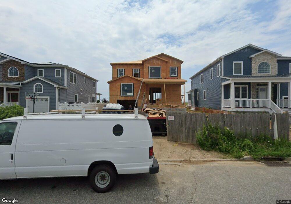 3692 Ocean Ave unit 3692, Seaford, NY 11783 - photo 1