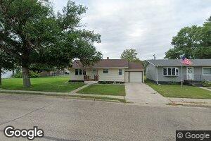 612 2nd St E, Napoleon, ND 58561