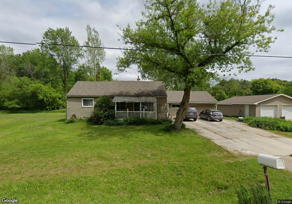 5436 Oleksyn Rd, Flint, MI 48504 - photo 1