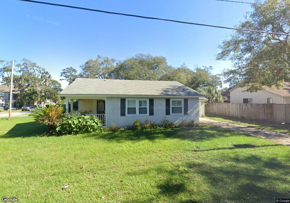 425 Maple St, Saint Simons Island, GA 31522 - photo 1