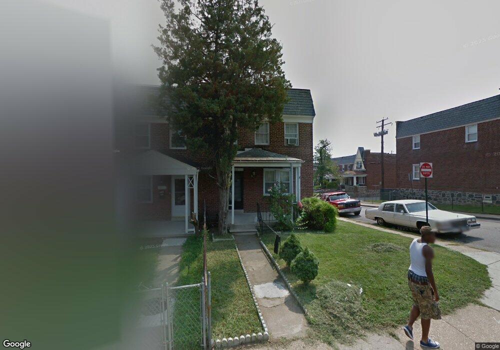 823 Lyndhurst St, Baltimore, MD 21229 - photo 1
