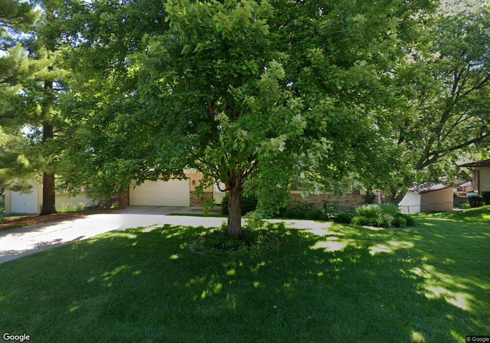 4015 SE 12th St, Des Moines, IA 50315 - photo 1