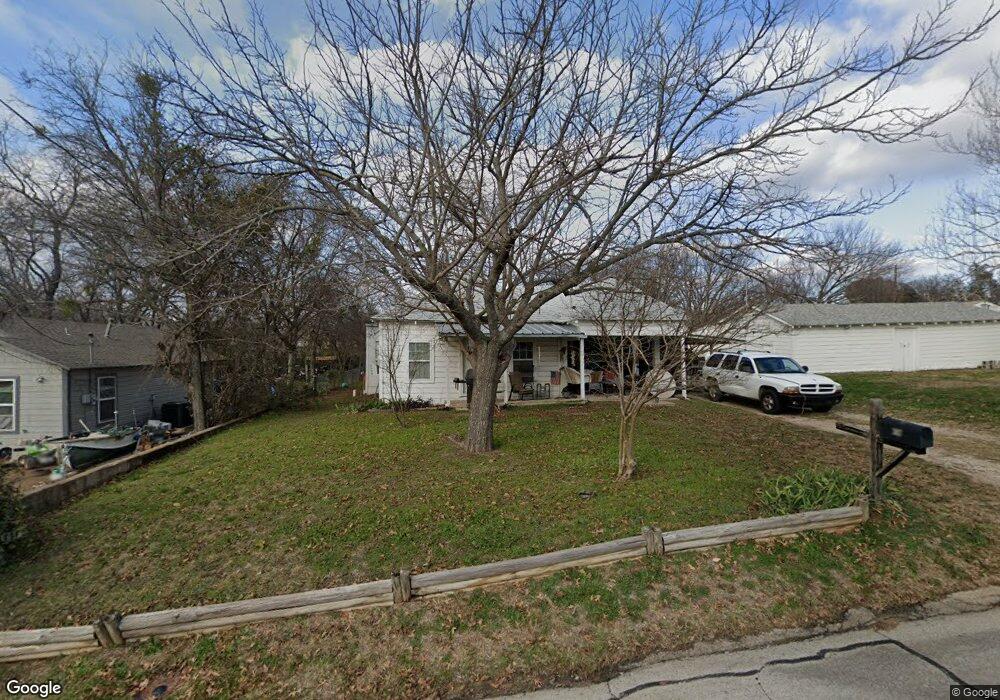 307 E 3rd St, Weatherford, TX 76086 - photo 1