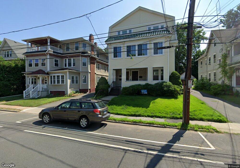 162 Whitney St unit 164, Hartford, CT 06105 - photo 1