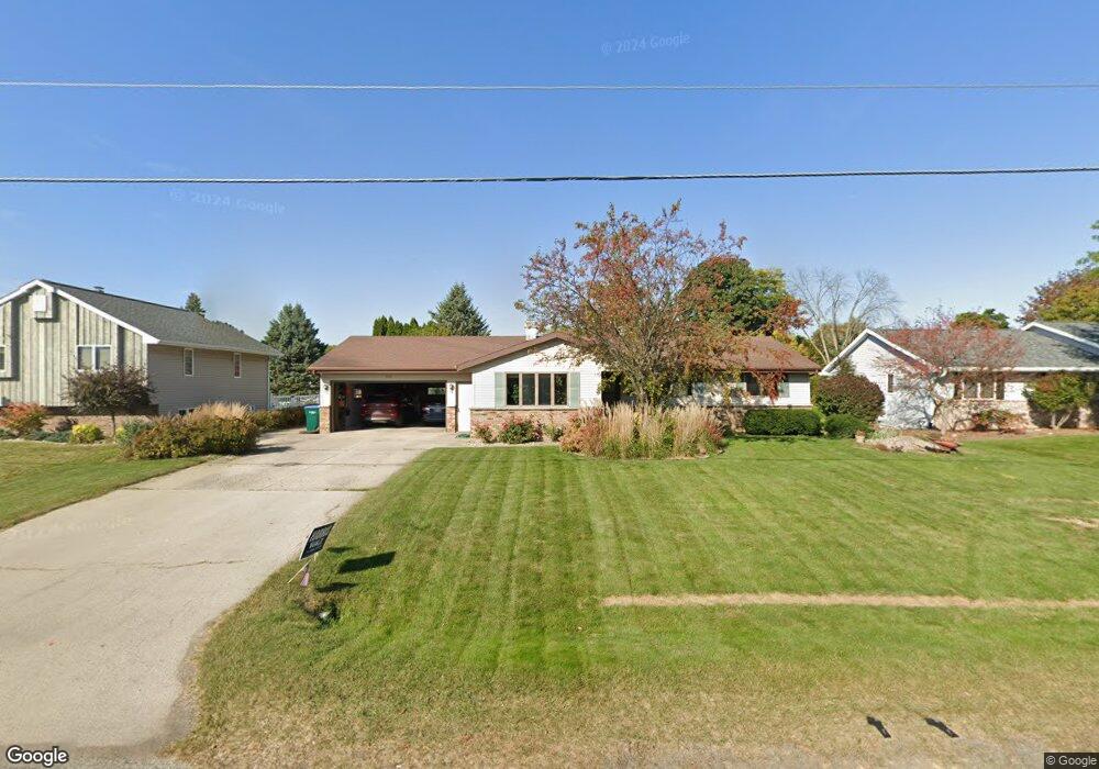 3076 W Capitol Dr, Appleton, WI 54914 - photo 1