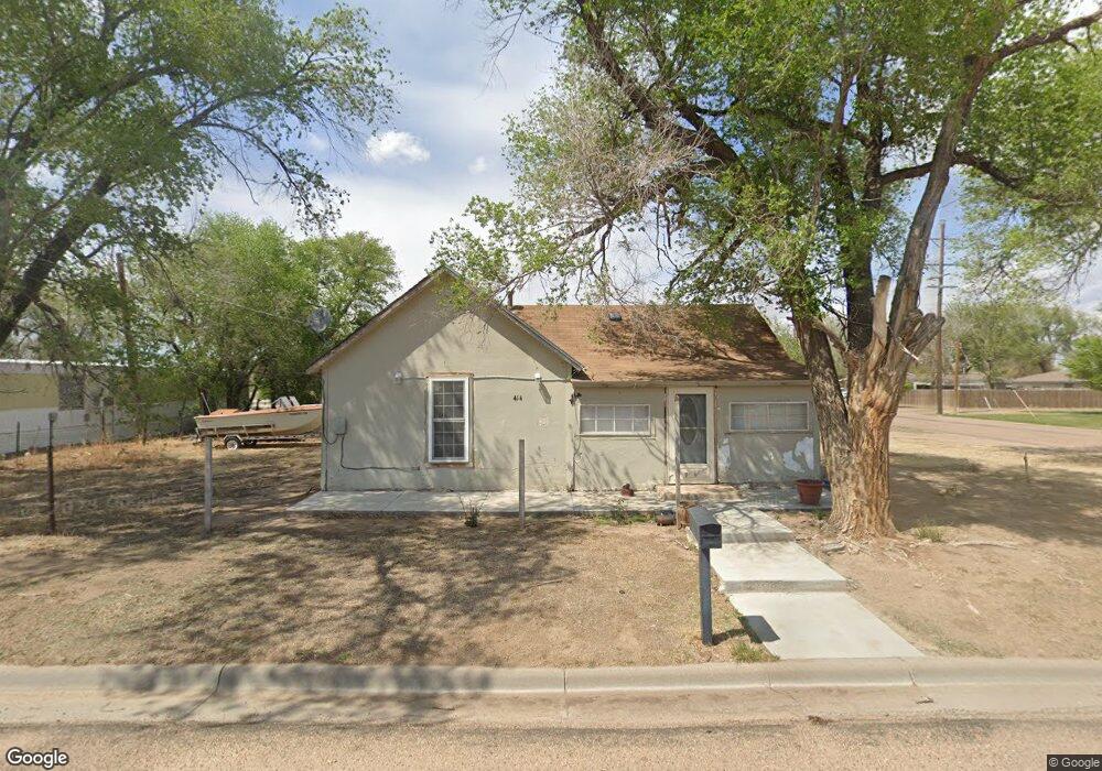 414 E 3rd St, Hugoton, KS 67951 - photo 1