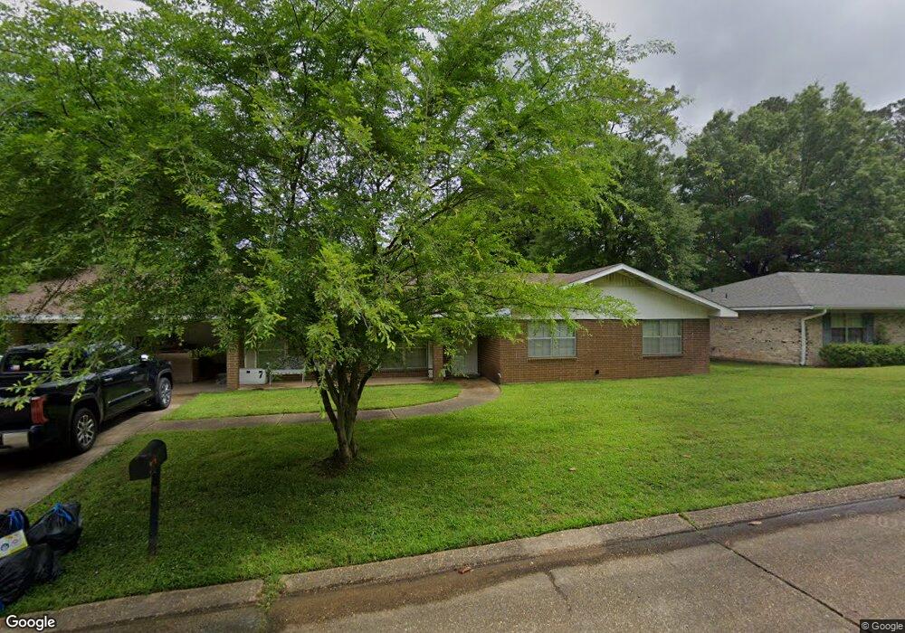 3223 Crestview Dr, Pineville, LA 71360 - photo 1