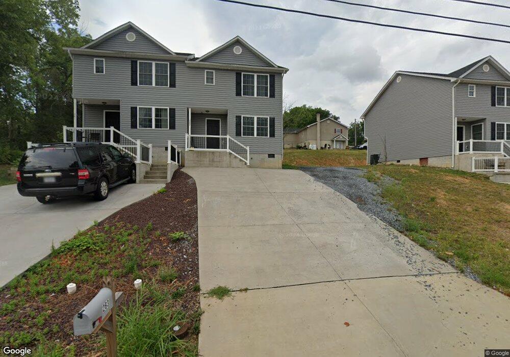 263 W Duck St, Front Royal, VA 22630 - photo 1