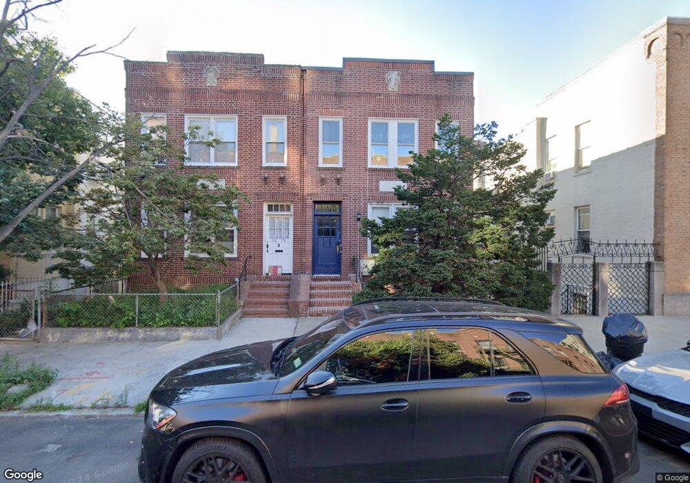 3081 35th St, Astoria, NY 11103 - photo 1