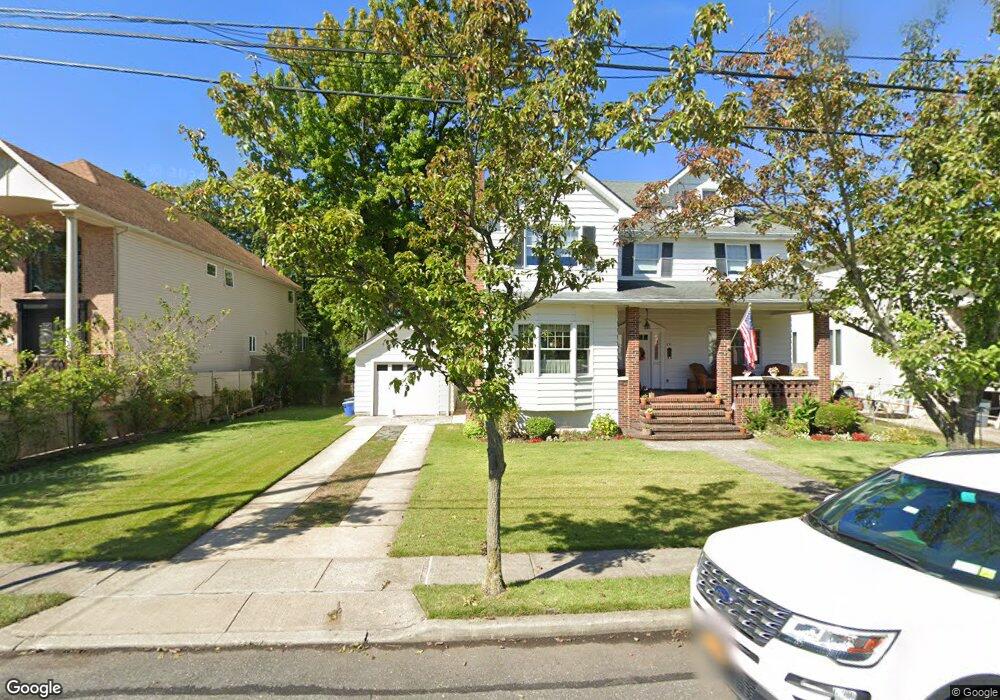 251 Rathbun Ave, Staten Island, NY 10312 - photo 1