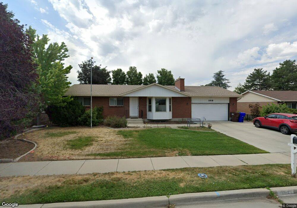 392 E Perrine Dr, Midvale, UT 84047 - photo 1