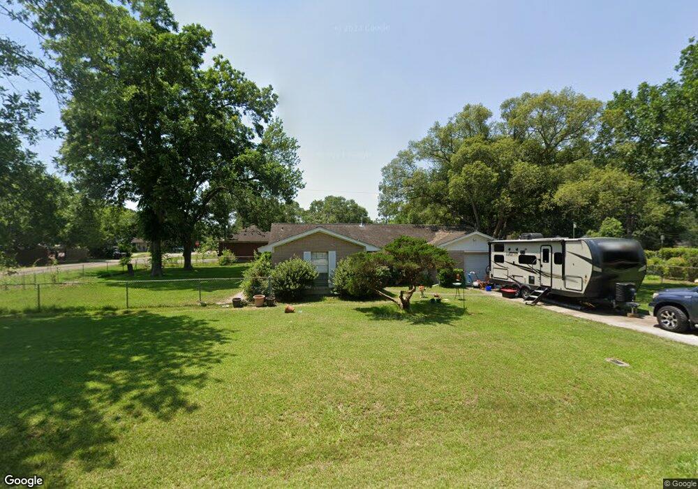 2235 W House St, Alvin, TX 77511 - photo 1