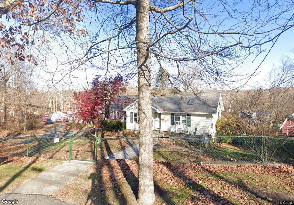 10 Roseton Rd, New Fairfield, CT 06812 - photo 1