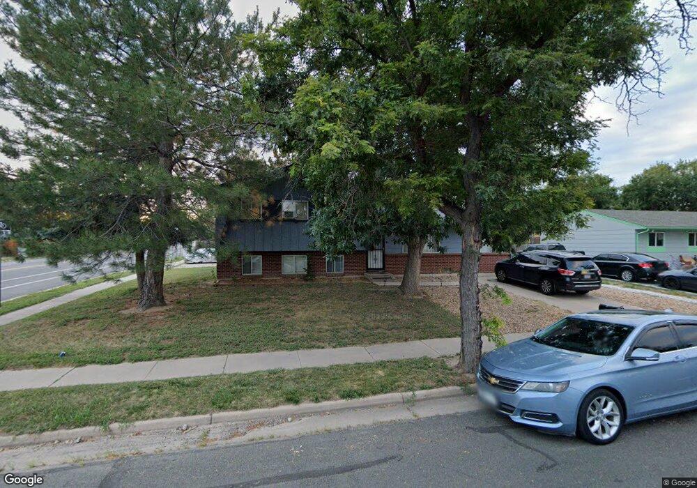 702 S Moline St, Aurora, CO 80012 - photo 1