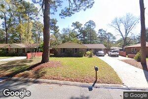 6 Regent Dr, Savannah, GA 31406