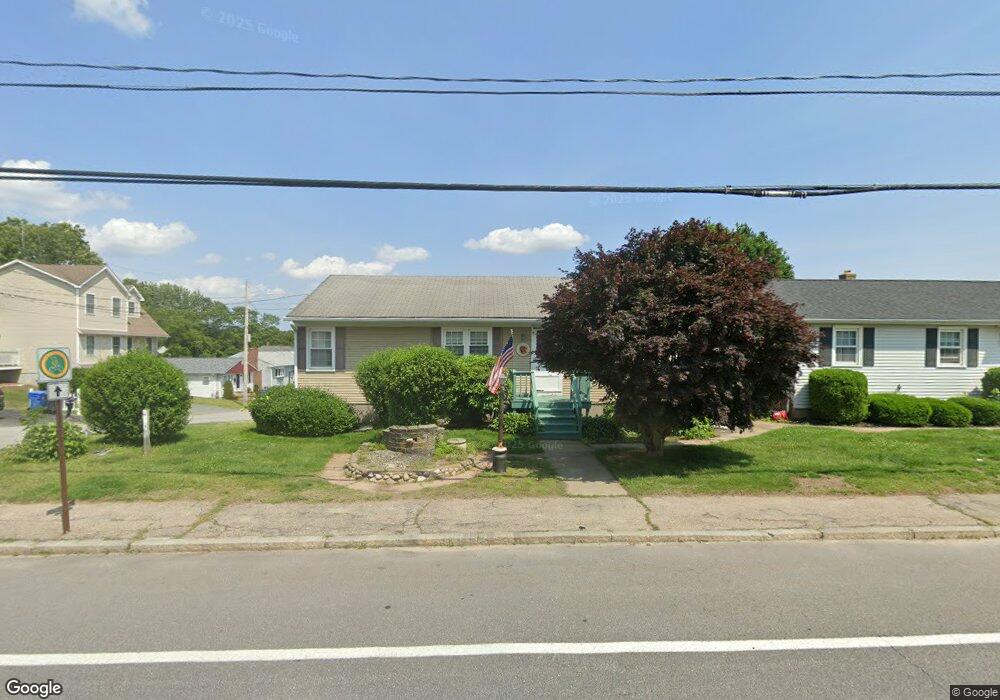 236 Budlong Rd, Cranston, RI 02920 - photo 1