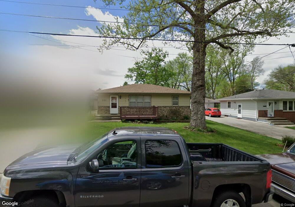 241 E Leland Ave, Des Moines, IA 50315 - photo 1