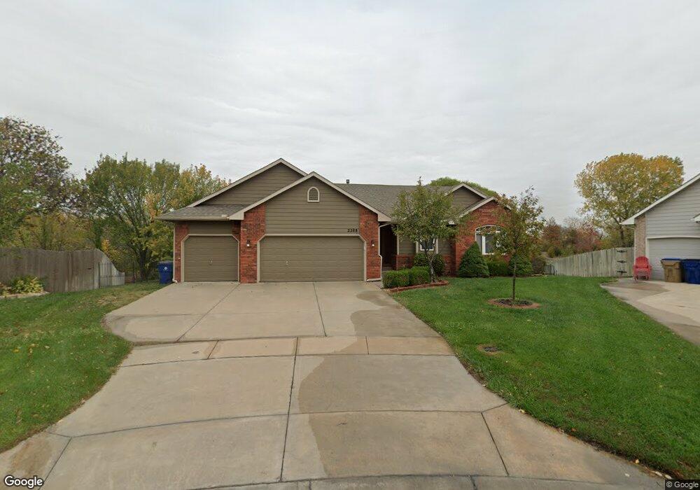 2208 S Glenhurst Ct, Andover, KS 67002 - photo 1