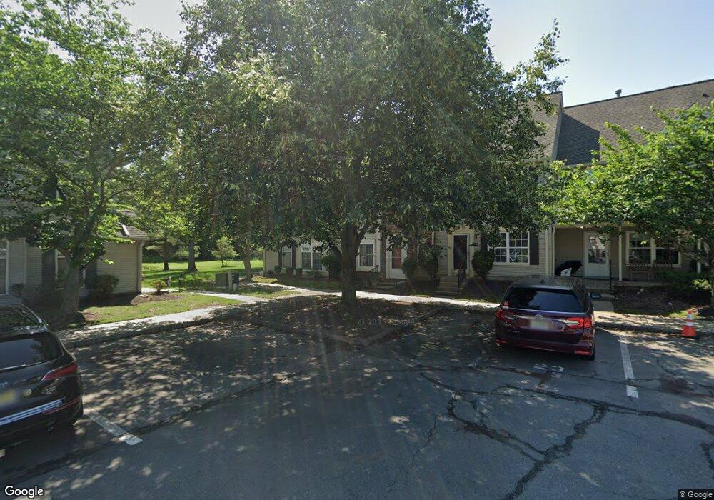 40 Colleen Ct, Kendall Park, NJ 08824 - photo 1