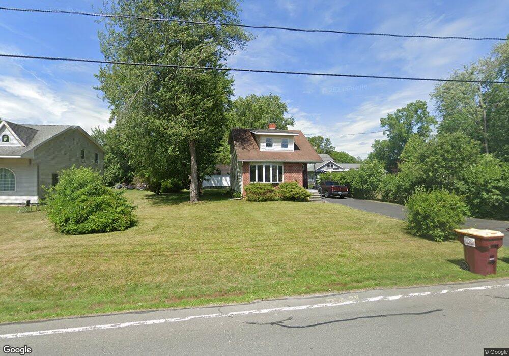 829 Pearse Rd, Schenectady, NY 12309 - photo 1