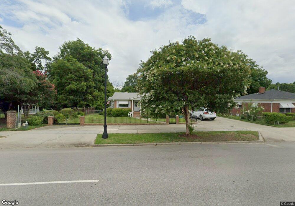 708 Broad St, Camden, SC 29020 - photo 1