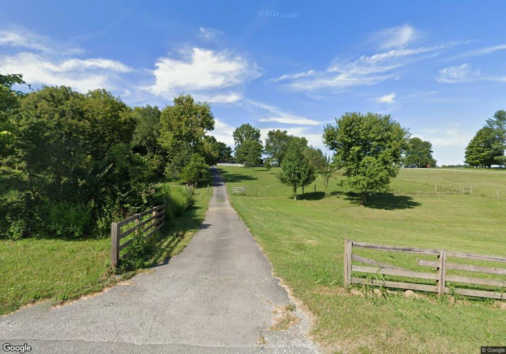 4562 Woodlawn Rd, Bardstown, KY 40004 - photo 1