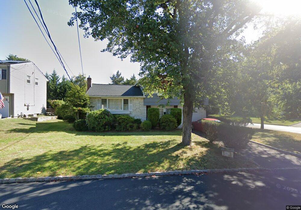 18 Sycamore Rd, Clark, NJ 07066 - photo 1