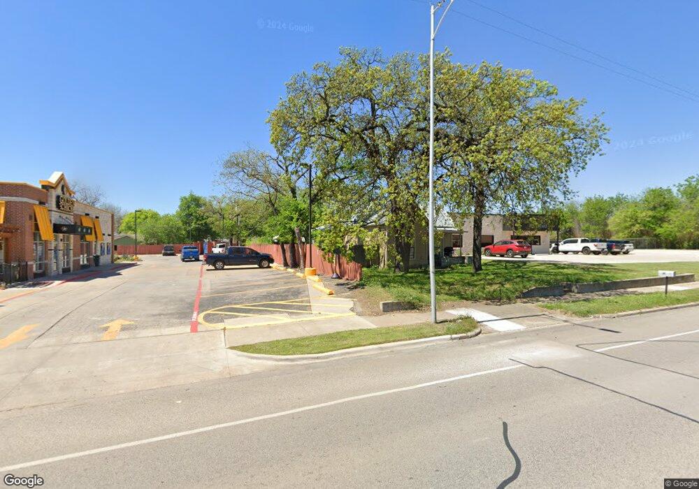 1105 N Main St, Weatherford, TX 76086 - photo 1