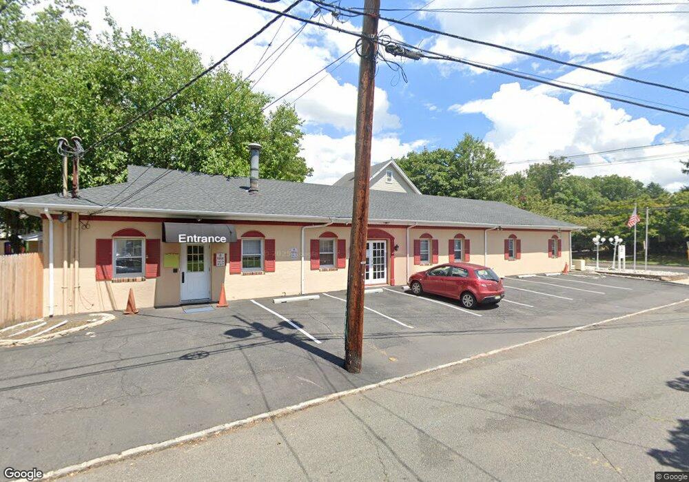 1577 E 2nd St, Scotch Plains, NJ 07076 - photo 1