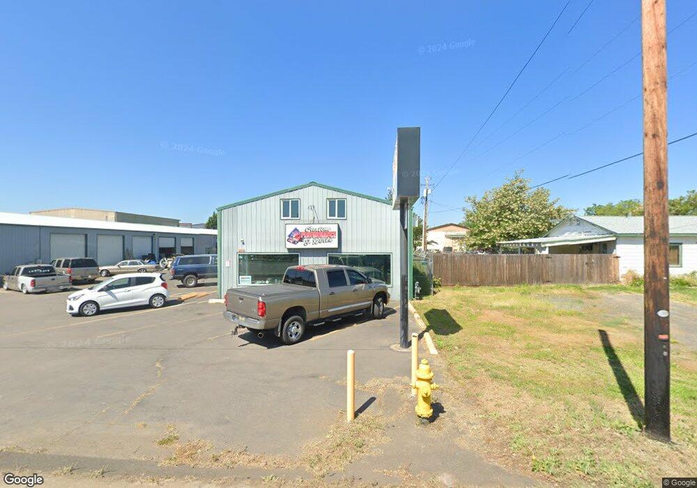 4495 Table Rock Rd, Central Point, OR 97502 - photo 1