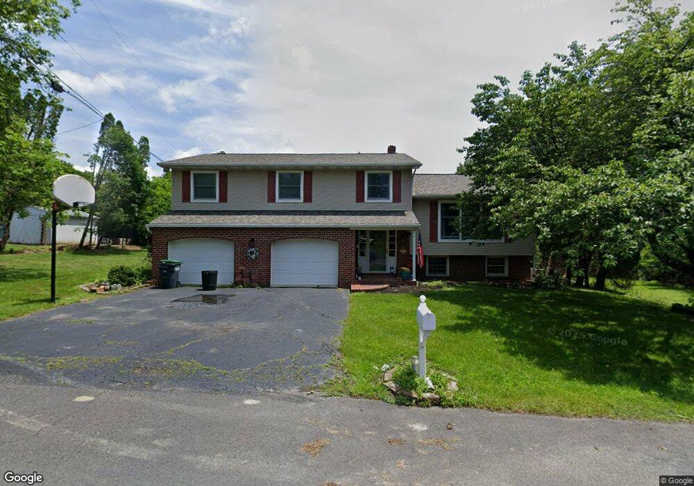 1020 Donna Rd, Orwigsburg, PA 17961 - photo 1