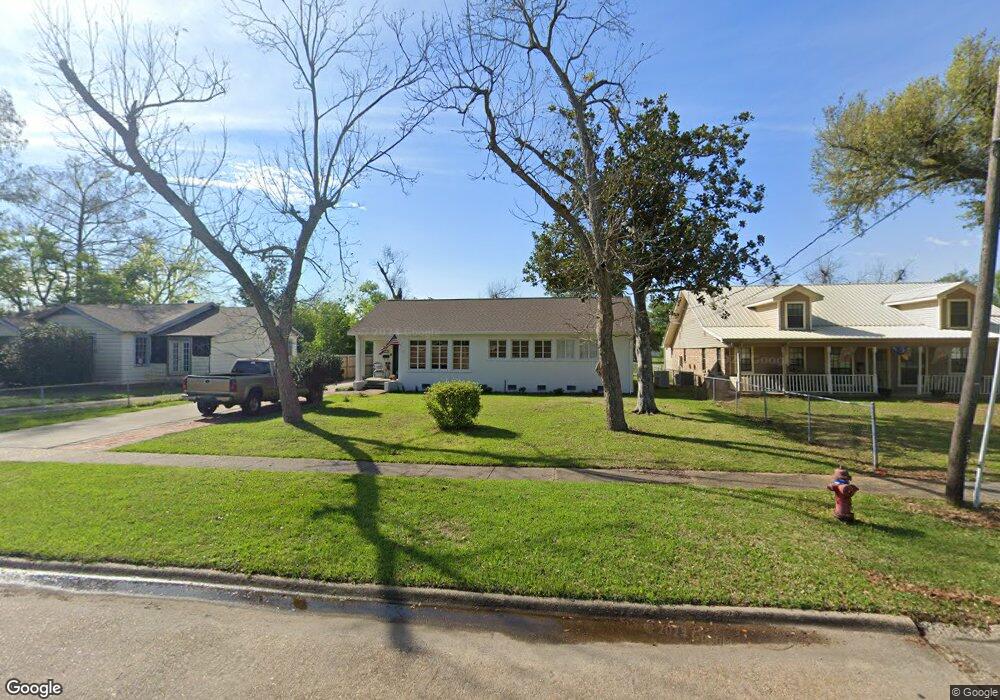 405 W Oak Ln, Lake Charles, LA 70605 - photo 1