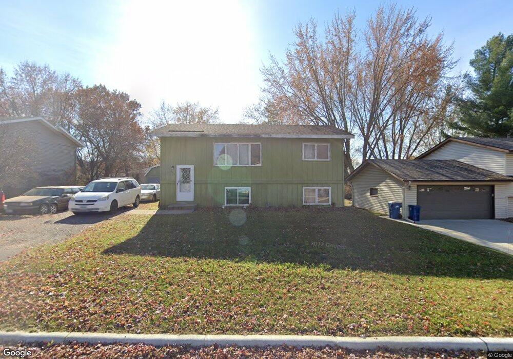 734 12th St N, Sauk Rapids, MN 56379 - photo 1