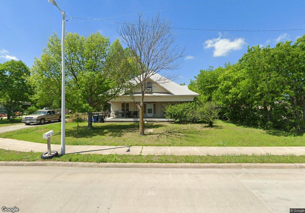 305 Acker St, Sanger, TX 76266 - photo 1