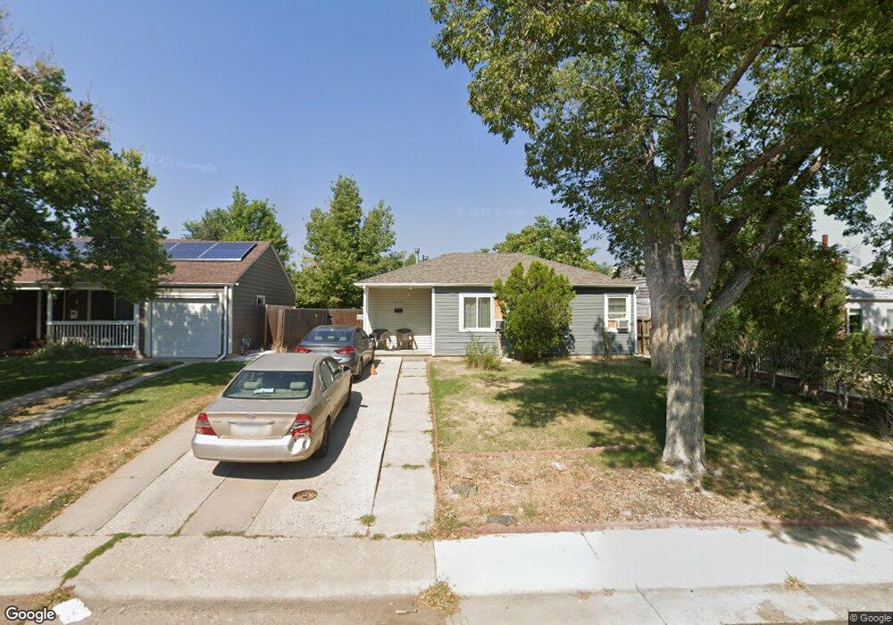 1637 Iola St, Aurora, CO 80010 - photo 1