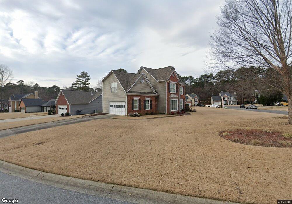 647 Eight Point Ct, Suwanee, GA 30024 - photo 1