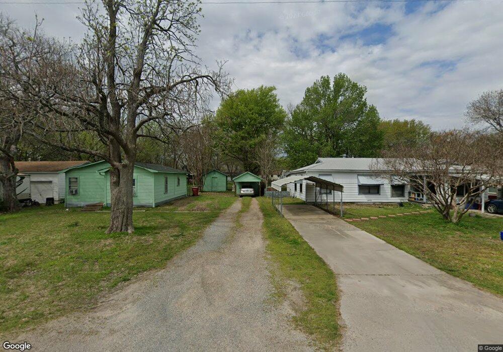 1221 Lynn St, Bonham, TX 75418 - photo 1