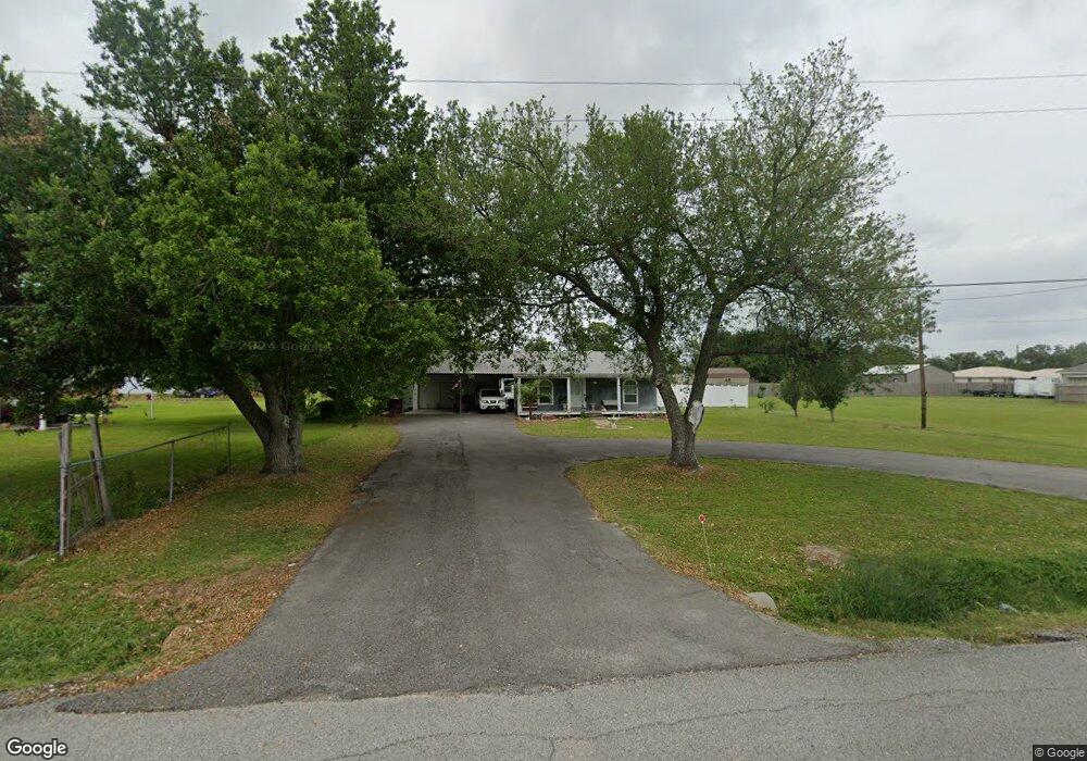 1740 Rabbit Ln, Lake Charles, LA 70605 - photo 1