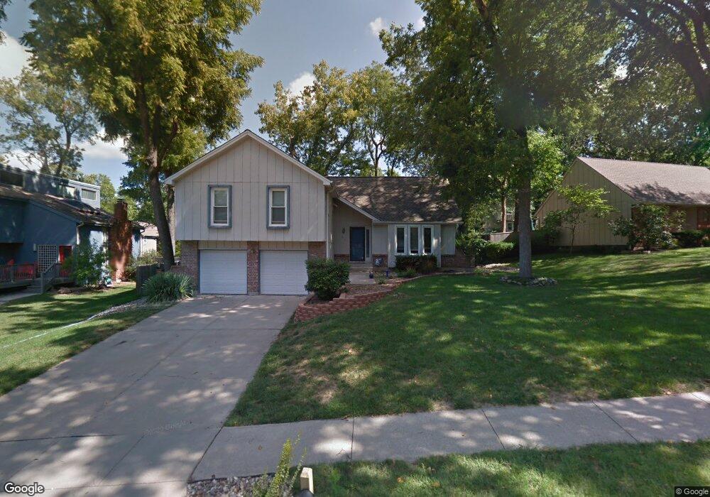 12718 W 101st St, Lenexa, KS 66215 - photo 1