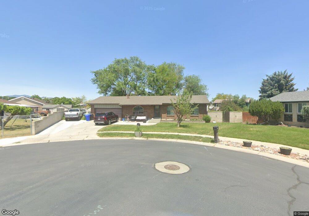 7648 Thomas Cir, West Jordan, UT 84084 - photo 1