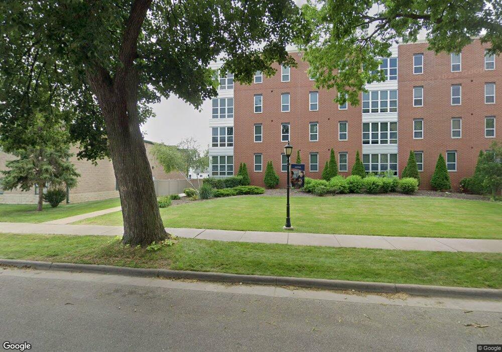 718 8th St S, La Crosse, WI 54601 - photo 1