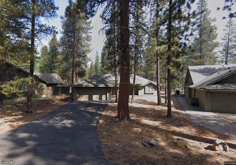 57472 Conifer Ln, Bend, OR 97707 - photo 1