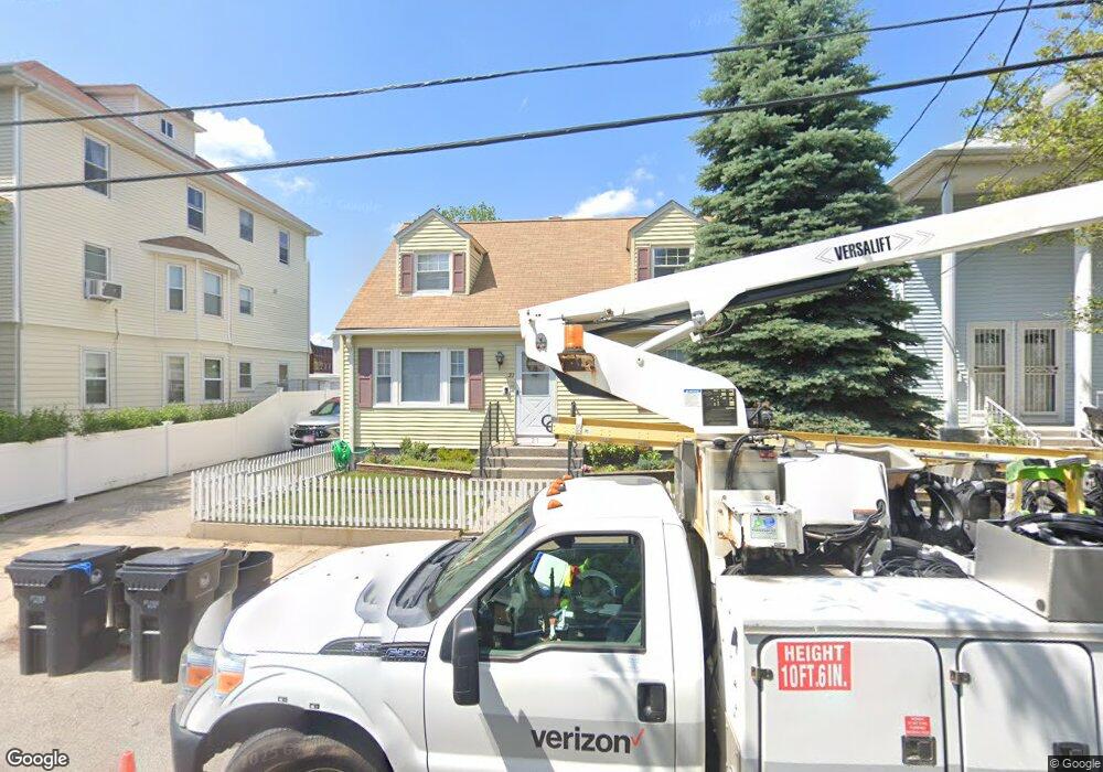 21 Heaton St, Pawtucket, RI 02860 - photo 1