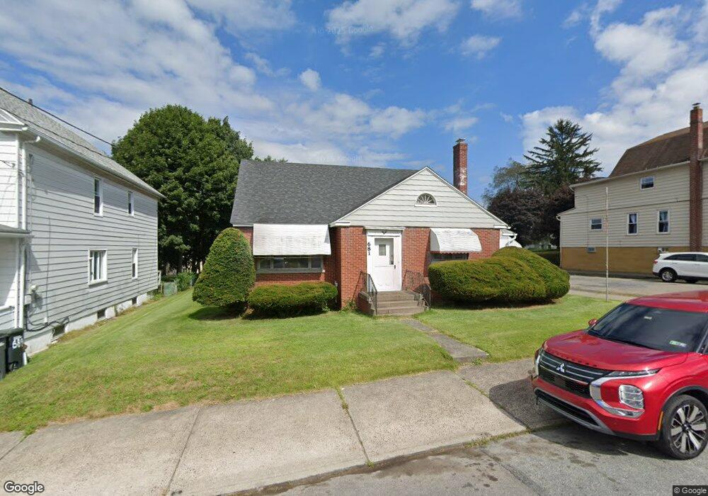 681 Peace St, Hazleton, PA 18201 - photo 1