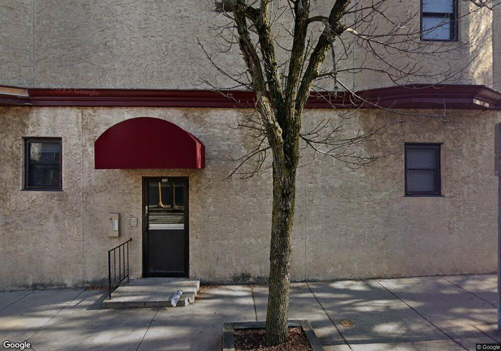 111 Walnut St unit 20, Somerville, MA 02145 - photo 1