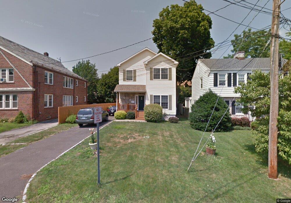 29 Hackett Cir N, Stamford, CT 06906 - photo 1