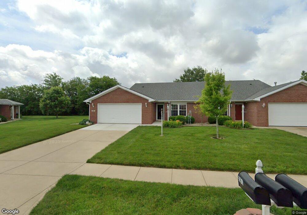 281 Reagan Cir, Franklin, IN 46131 - photo 1