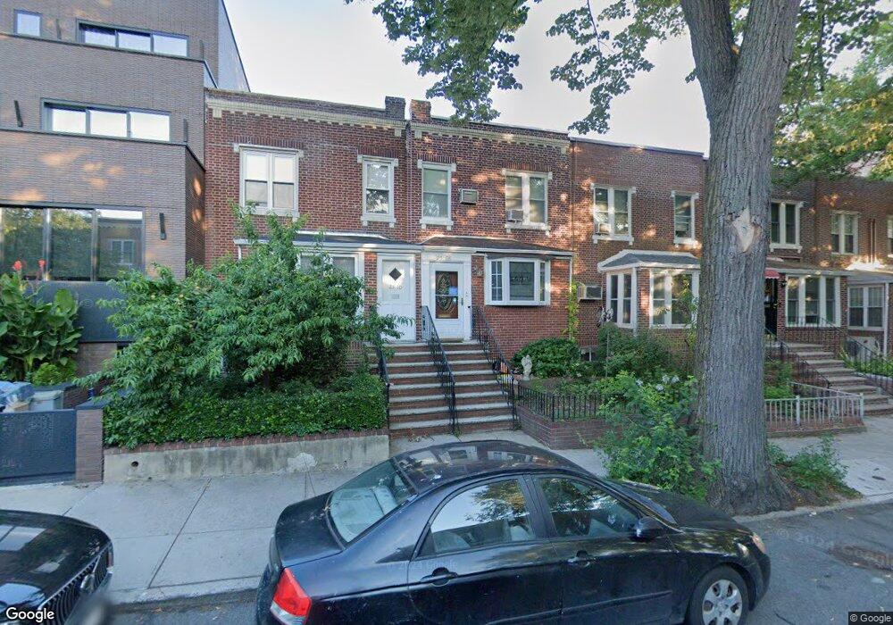 2508 37th St, Astoria, NY 11103 - photo 1