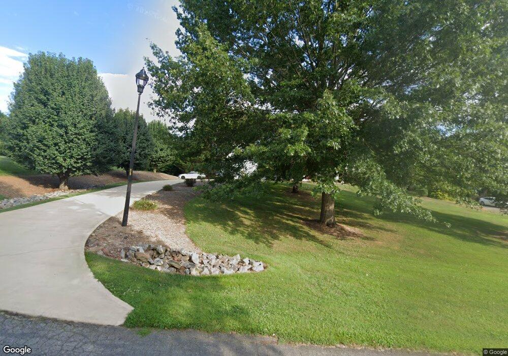 132 Lakeview Acres Dr, Asheville, NC 28806 - photo 1